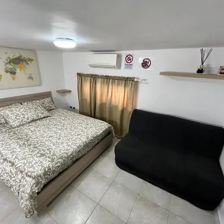Regy Bed & Breakfast *