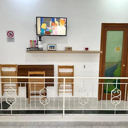 住宿加早餐酒店 Regy 3*