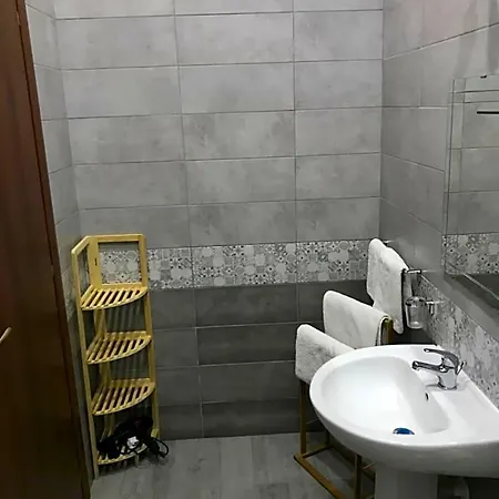 Regy Bed & Breakfast