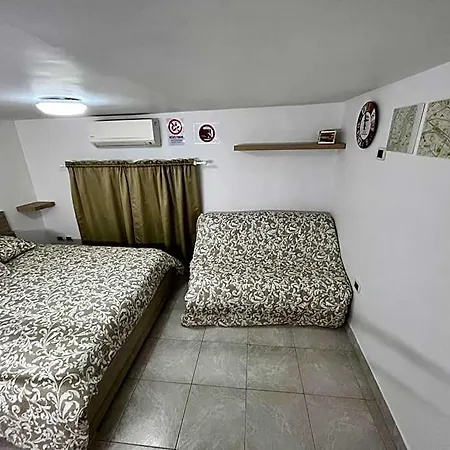 Alojamento de Acomodação e Pequeno-almoço Regy 3*