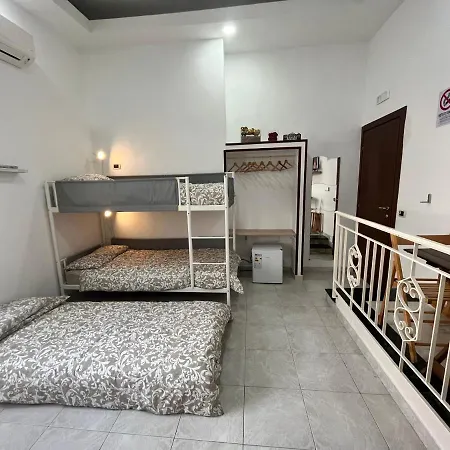 Regy 3* Неаполь